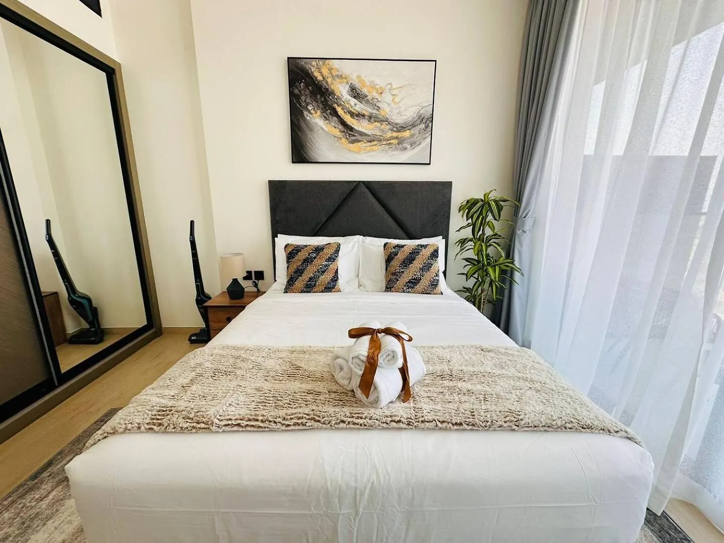 Peaceful 1-Bedroom Apartment Dubai 0*,